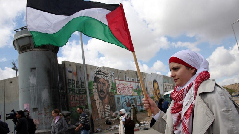 تقرير: المرأة الفلسطينية بين عنف المحتل وسطوة المجتمع الذكوري