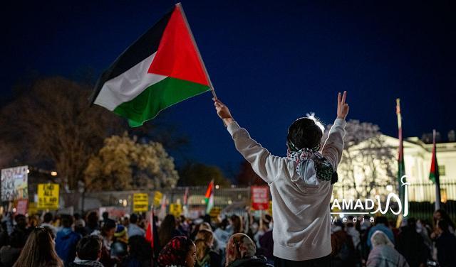 استطلاع: التعاطف مع الفلسطينيين يتفوق على الإسرائيليين لأول مرة أميركياً 