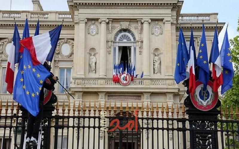 فرنسا تدعو عباس إلى التراجع عن تأجيل الانتخابات الفلسطينية