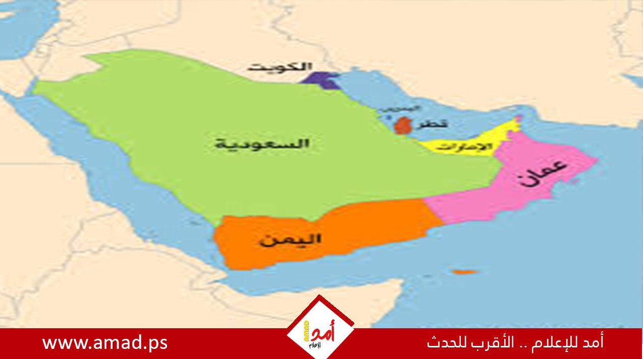 كبلر: عبور 25 سفينة  باب المندب يوم الخميس مقابل ناقلتين في مضيق هرمز