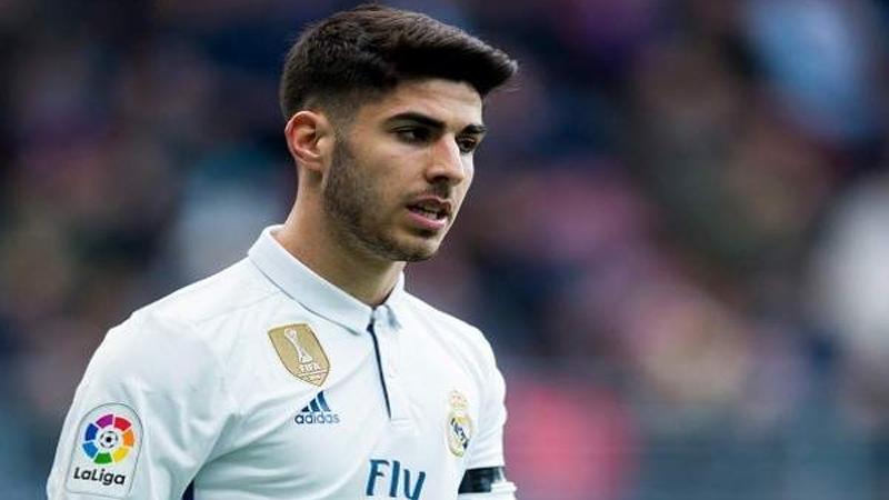 ريال مدريد يقرر التخلص من أسينسيو في صيف 2027