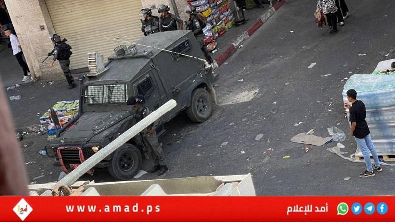 جيش الاحتلال يغتال شابين فلسطينيين في الخليل..وأنباء عن إصابة مستوطنين- فيديو