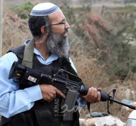"متطرفون يهود" يعتدون على 4 فلسطينين في أراضي الـ48