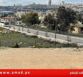 قوات الاحتلال تعتقل شابا من القدس وتبعد آخر عن المسجد الأقصى