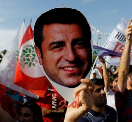 زعيم كردي سجين يدعو المعارضة للالتفاف حول مرشح ضد أردوغان