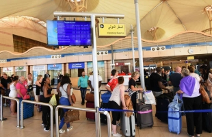 الحكومة البريطانية ترفع الحظر المفروض منذ 2015 الرحلات الجوية إلى شرم الشيخ في مصر