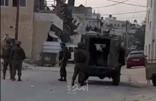 جيش الاحتلال يقمع مسيرة خلال تشييع جثمان الشهيد "مفيد اخليل"