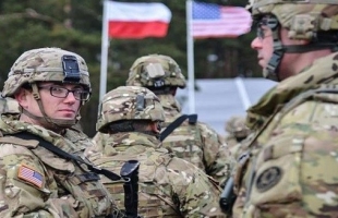 الولايات المتحدة تعلن مضاعفة قواتها وقدراتها العسكرية في بولندا