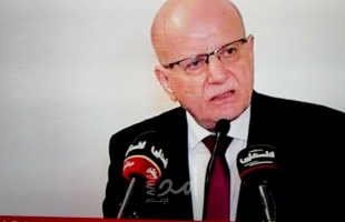 وفد الديمقراطية يصل اليوم إلى الجزائر برئاسة فهد سليمان