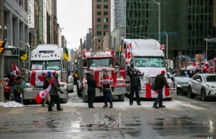 الشرطة الكندية تنهي اعتصام الشاحنات أمام البرلمان بـ"القوة"