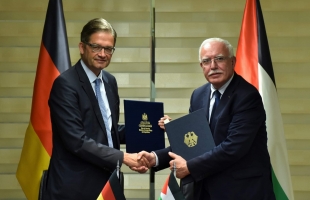 المالكي يوقع اتفاقية تعاون مع الحكومة الألمانية