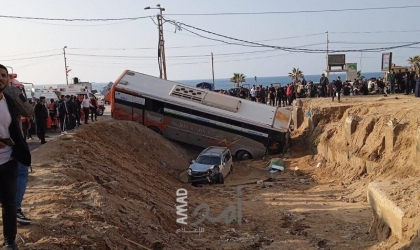 مرور غزة: 50 إصابات جرّاء حادث تصادم حافلة ومركبة