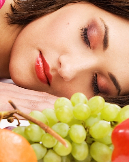 لماذا لا يجب تناول الفاكهة مع الوجبات وقبل النوم؟ تفاصيل