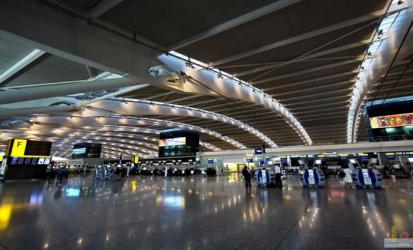 واشنطن تخرج دبلوماسيا أمريكيا من بريطانيا سرا لارتباطه باستغلال أطفال