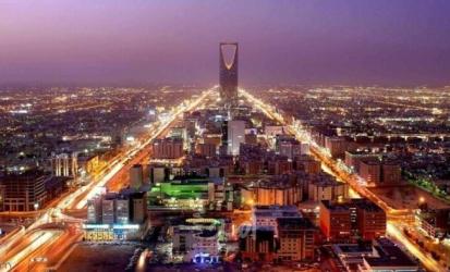 التحالف: اعتراض وتدمير صاروخ باليستي أطلقه الحوثيون شمال الرياض..وقصف مطار عدن